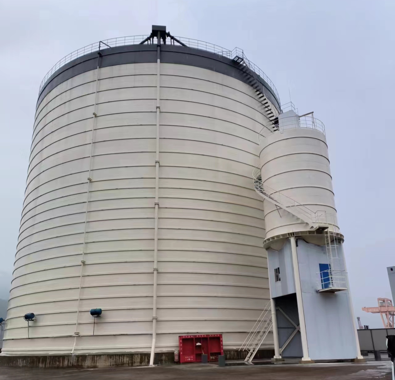 阿克陶10万吨水泥钢板库